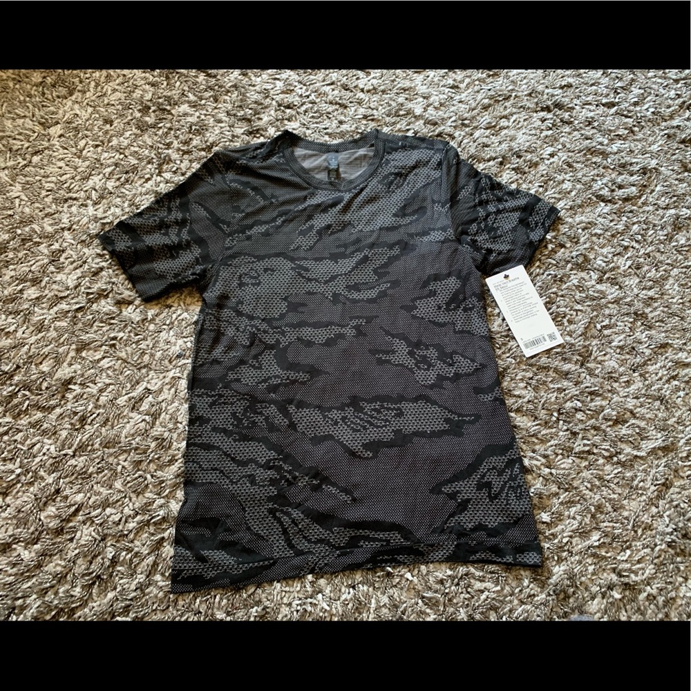 NWT Metal Vent Breathe SS